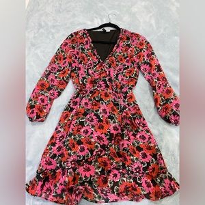 Floral H&M dress for the summer! Size: XXS
